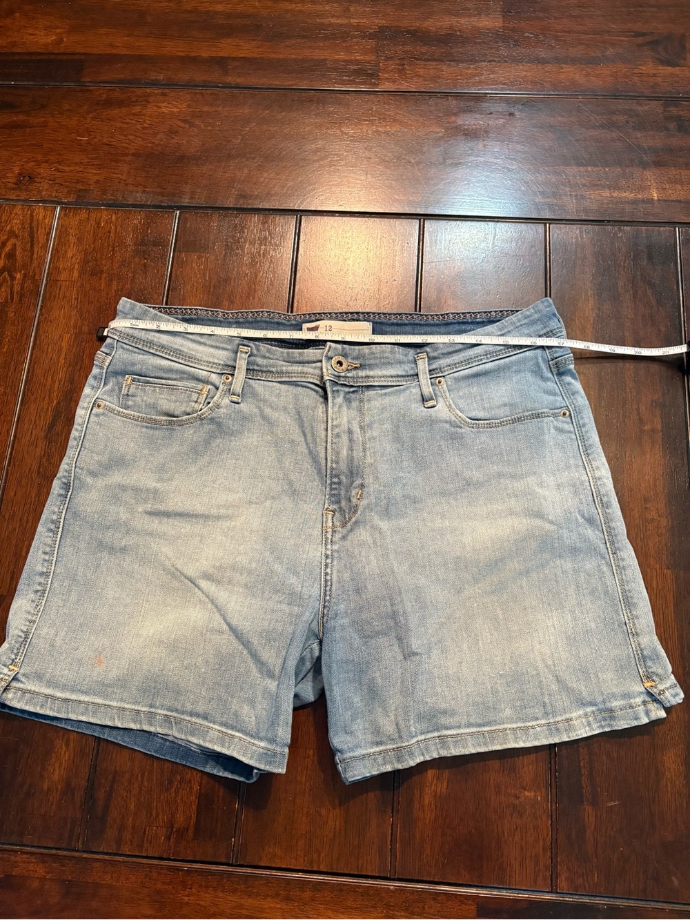 Levi's Light Blue Denim Shorts, Women’s 12 - Picture 3 of 5